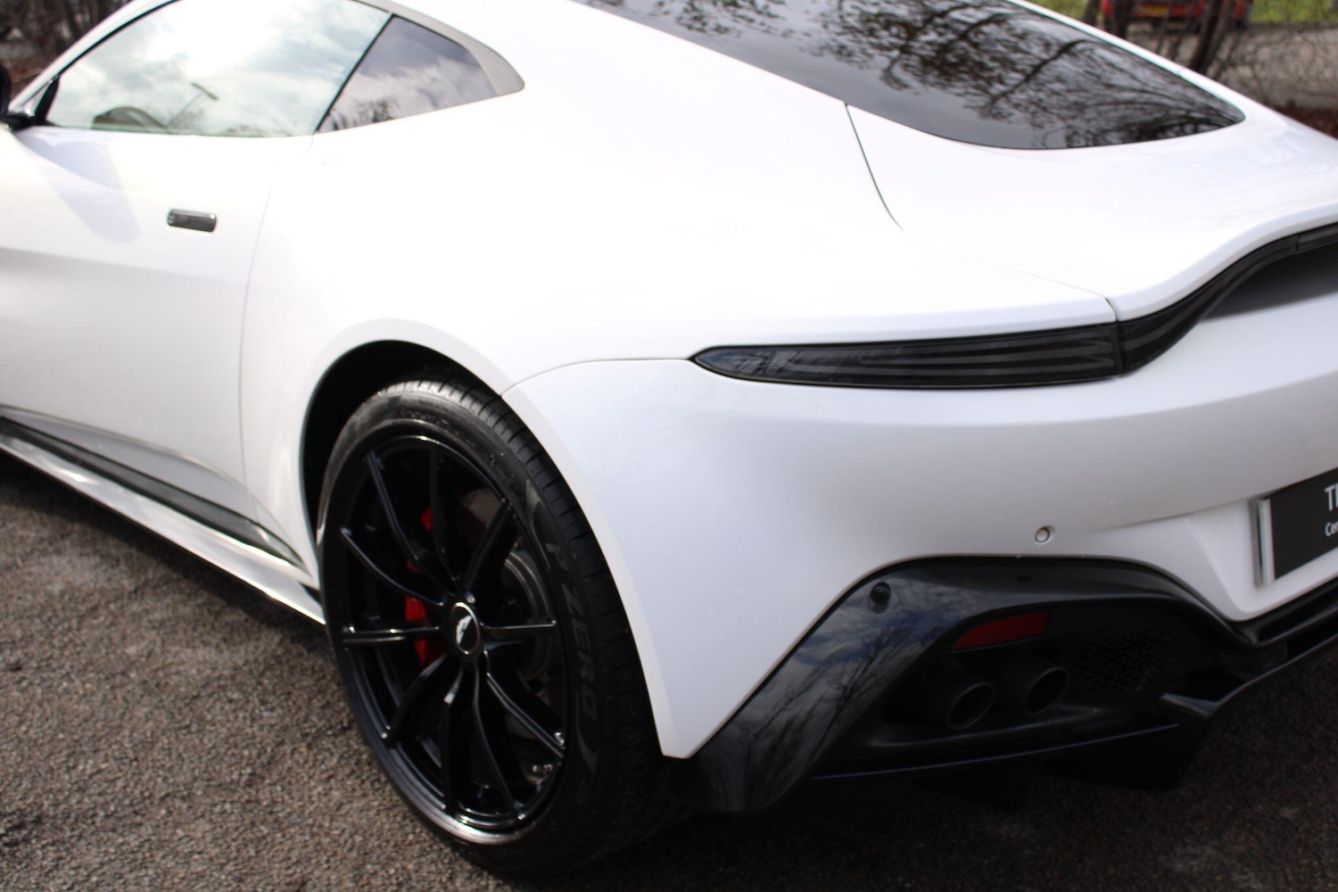 Used Aston Martin Vantage for sale - 77709644: Photo 5