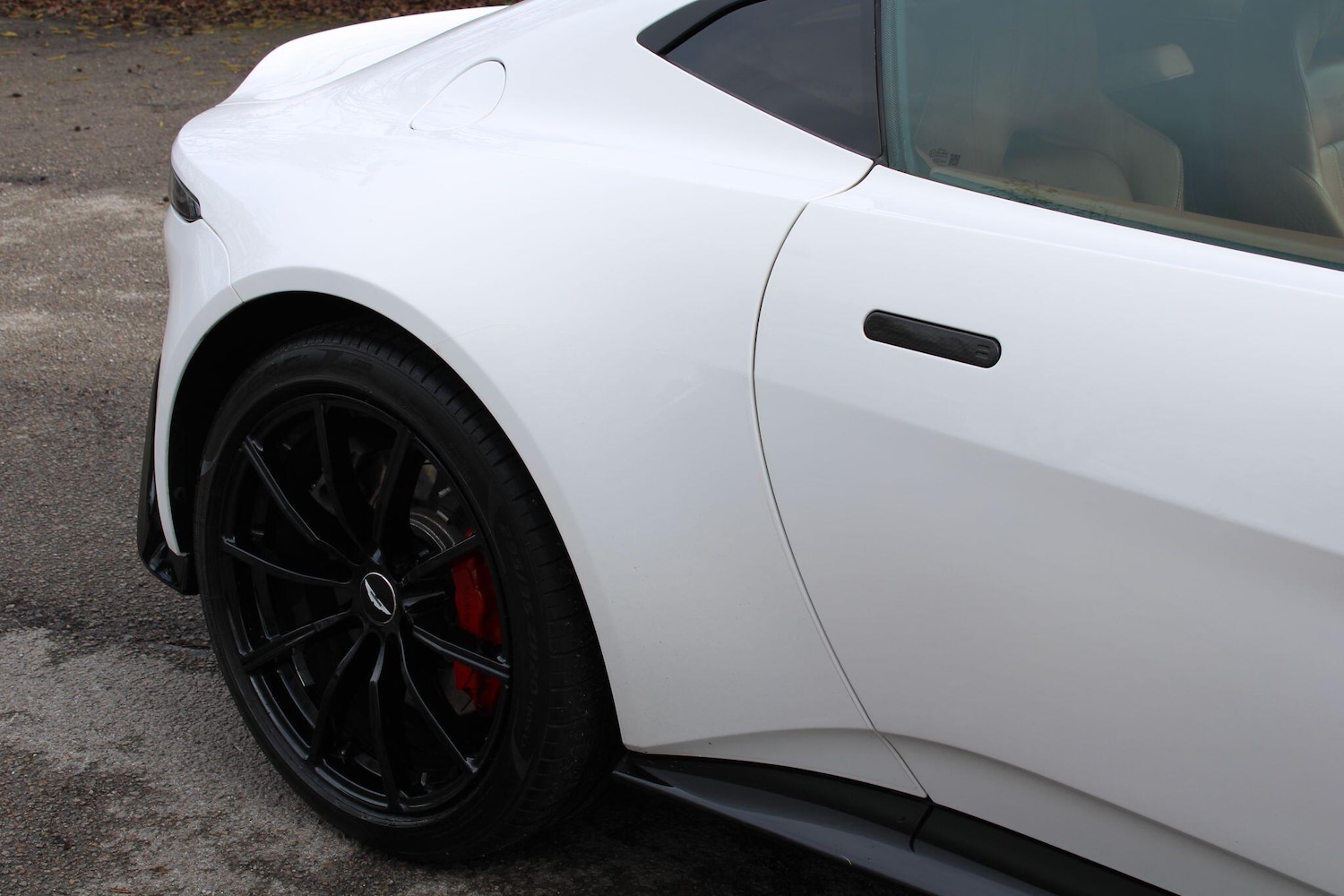 Used Aston Martin Vantage for sale - 77709644: Photo 6