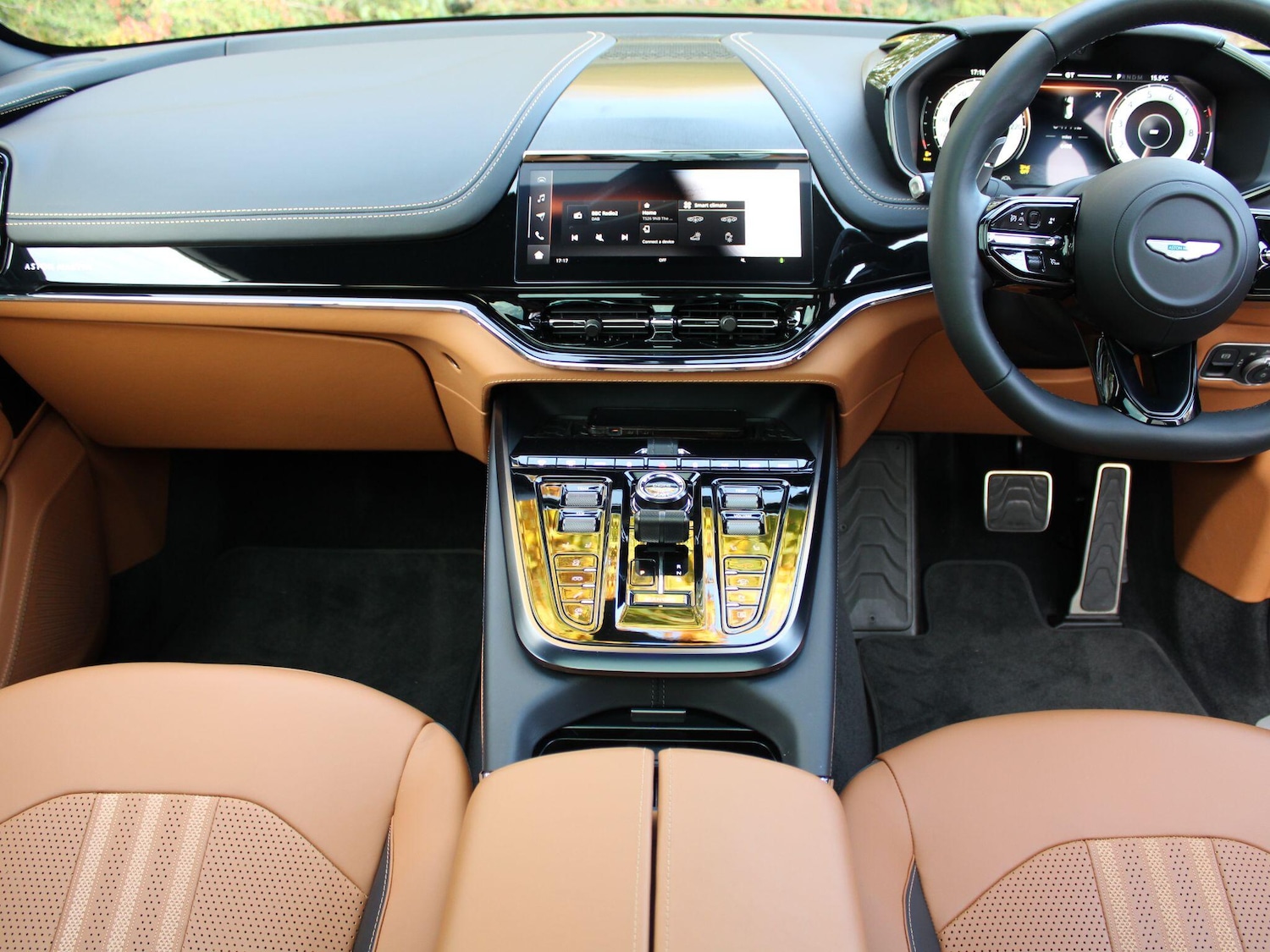 Used Aston Martin DBX 2025 for sale - 76226770: Photo 10