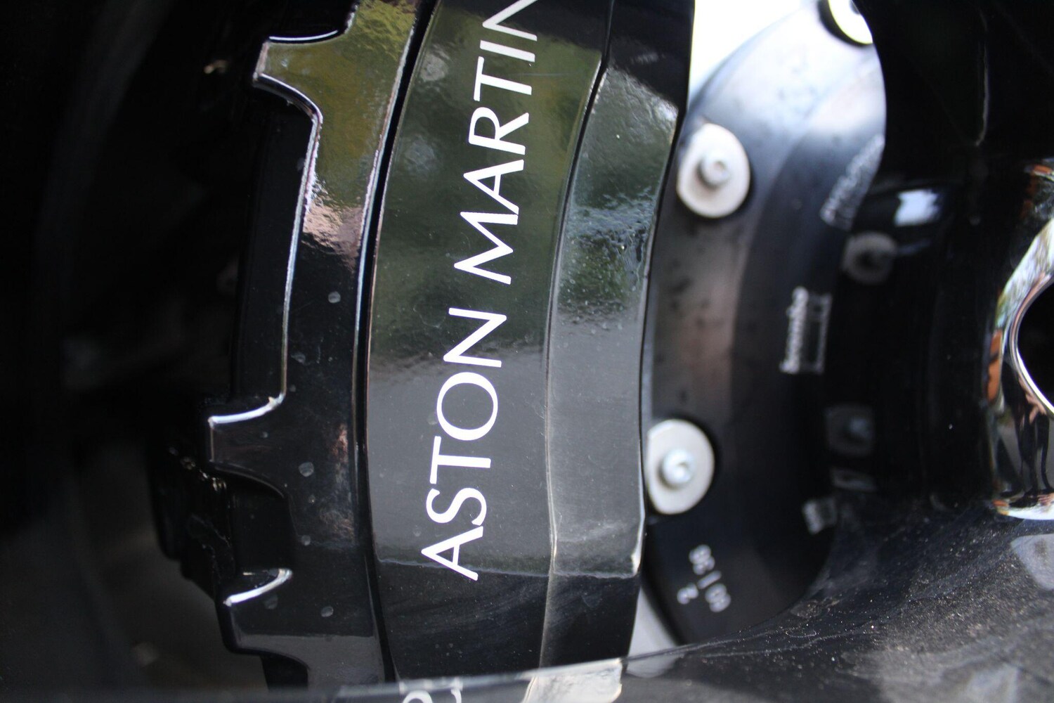 Used Aston Martin DBX 2025 for sale - 76226770: Photo 41