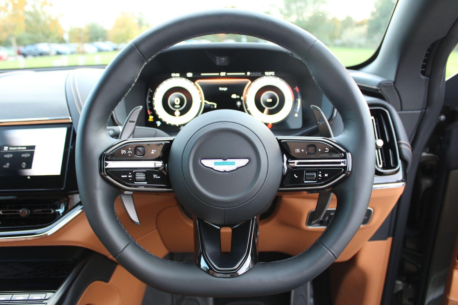 Used Aston Martin DBX 2025 for sale - 76226770: Photo 42