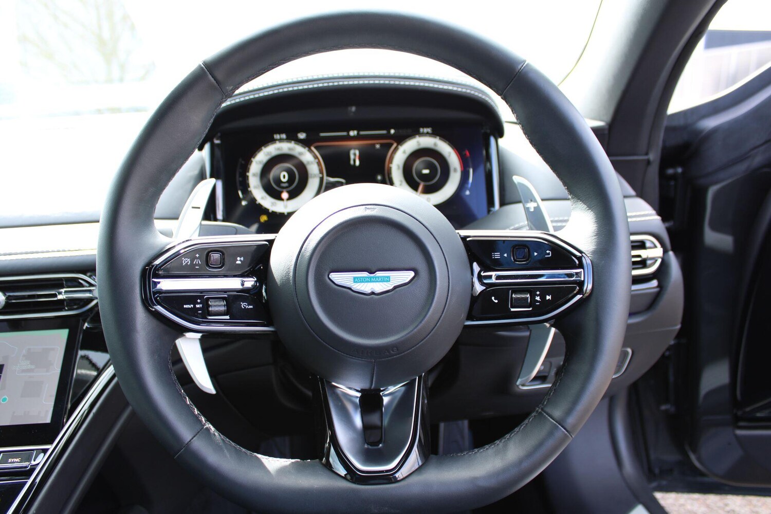 Used Aston Martin V8 for sale - 77883374: Photo 11