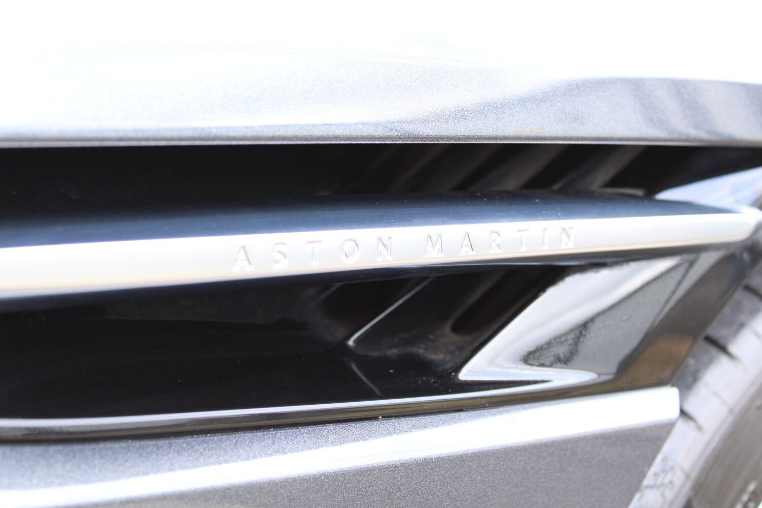 Used Aston Martin V8 for sale - 77883374: Photo 36