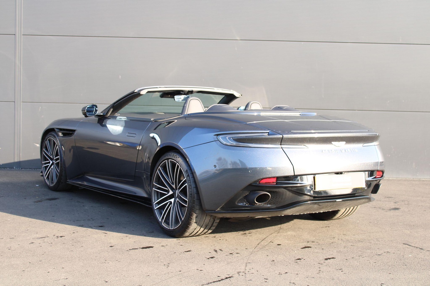 Used Aston Martin V8 2024 for sale - 76200211: Photo 11