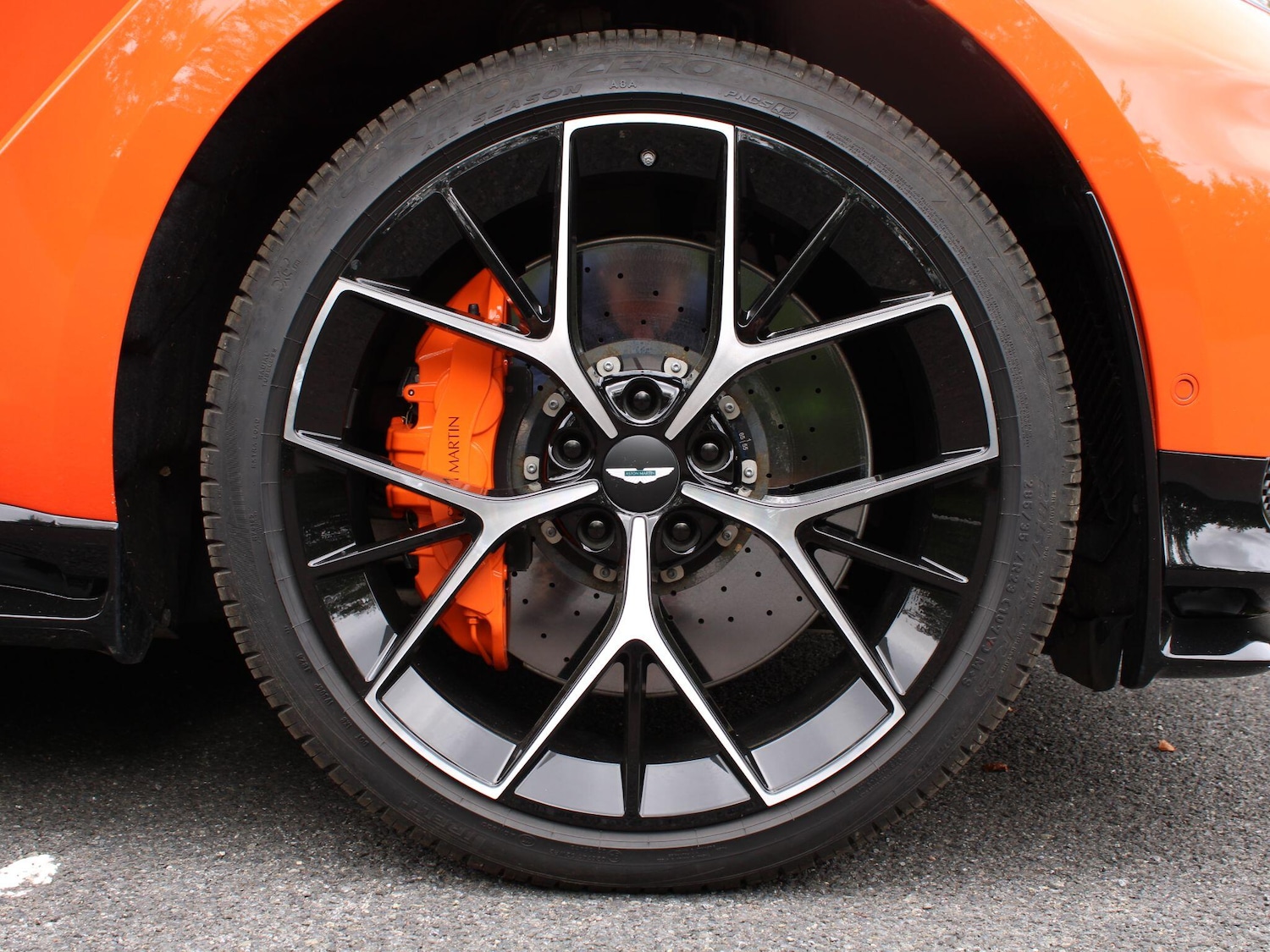 Used Aston Martin DBX 2024 for sale - 76926274: Photo 20