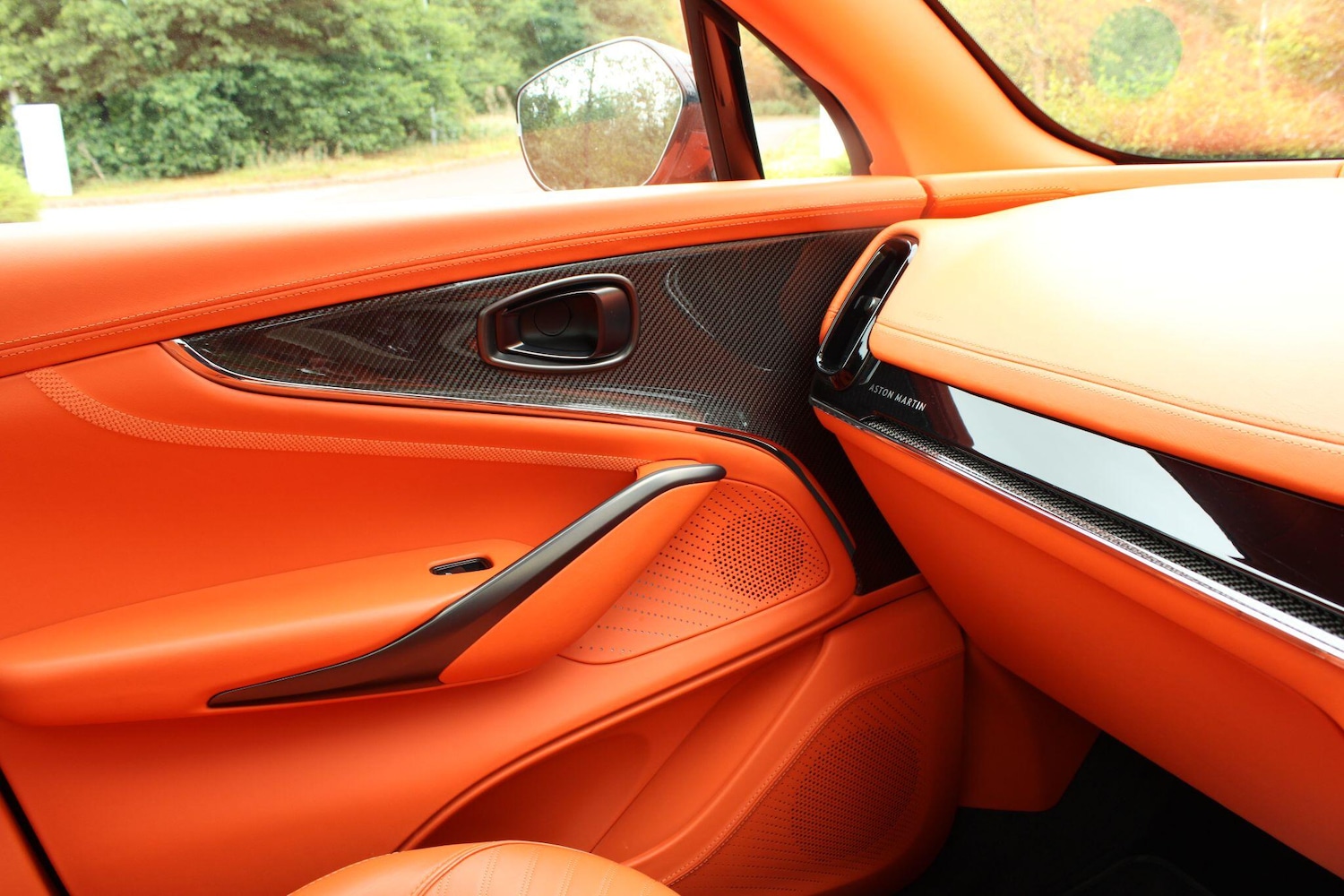 Used Aston Martin DBX 2024 for sale - 76926274: Photo 31