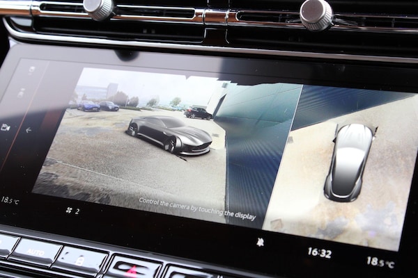 Used Aston Martin V8 2024 for sale - 74602662: Photo 27
