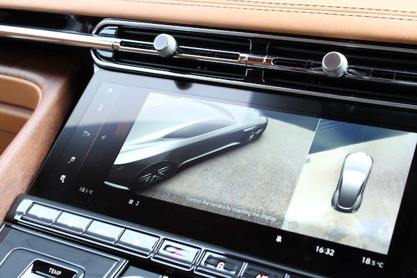 Used Aston Martin V8 2024 for sale - 74602662: Photo 28