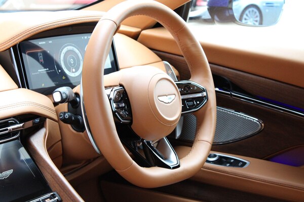 Used Aston Martin V8 2024 for sale - 74602662: Photo 41