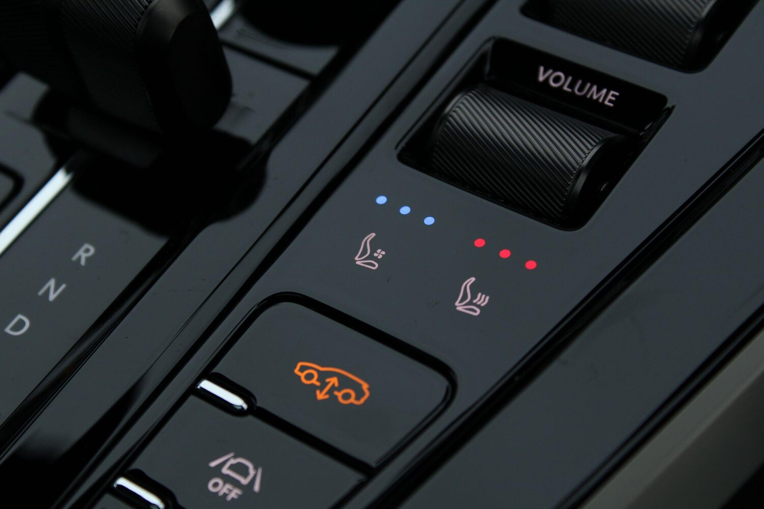 Used Aston Martin DBX for sale - 77854164: Photo 13