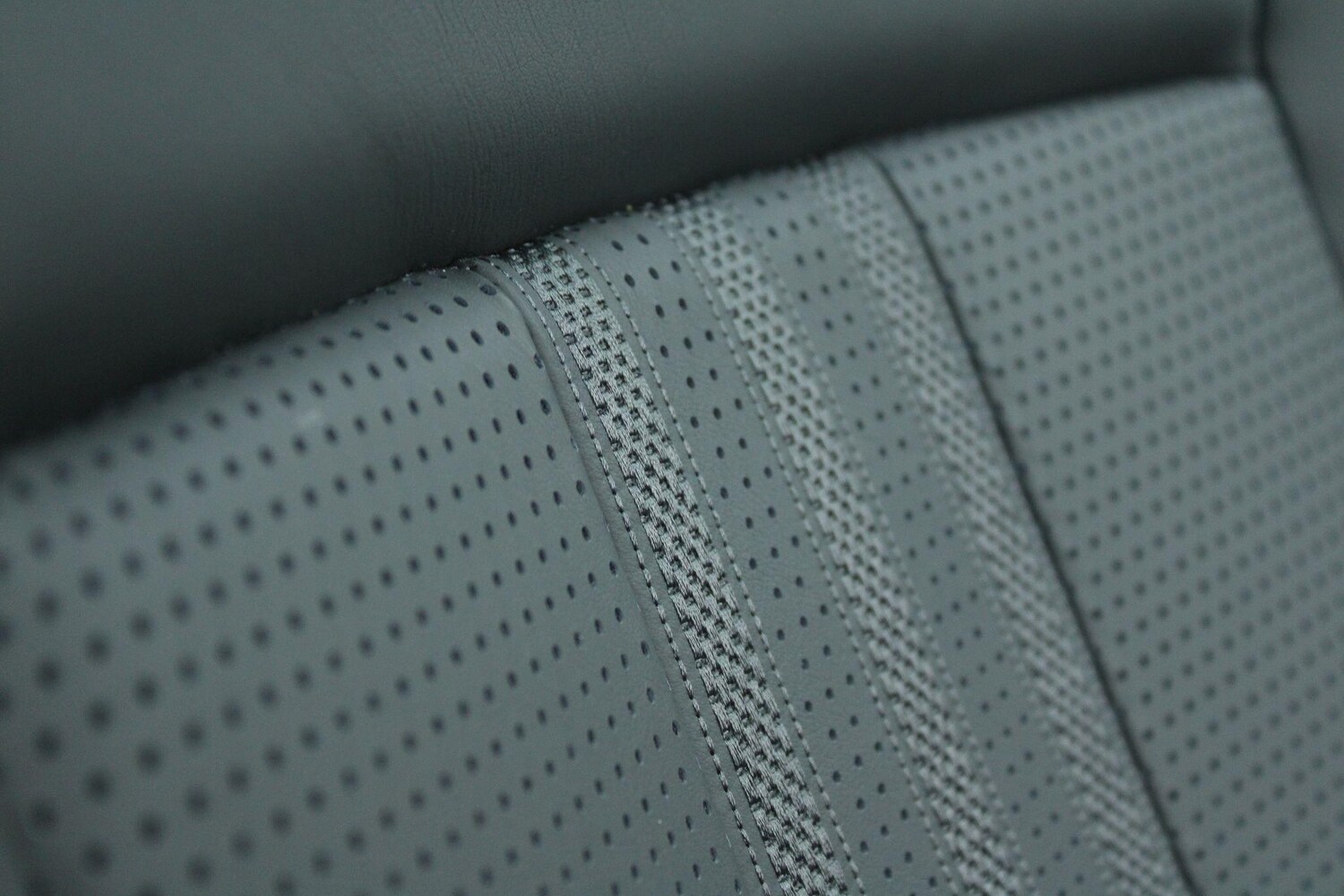 Used Aston Martin DBX for sale - 77854164: Photo 38