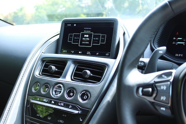Used Aston Martin DB11 2022 for sale - 75589457: Photo 10