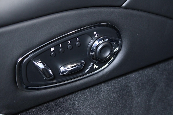 Used Aston Martin DB11 2022 for sale - 75589457: Photo 16