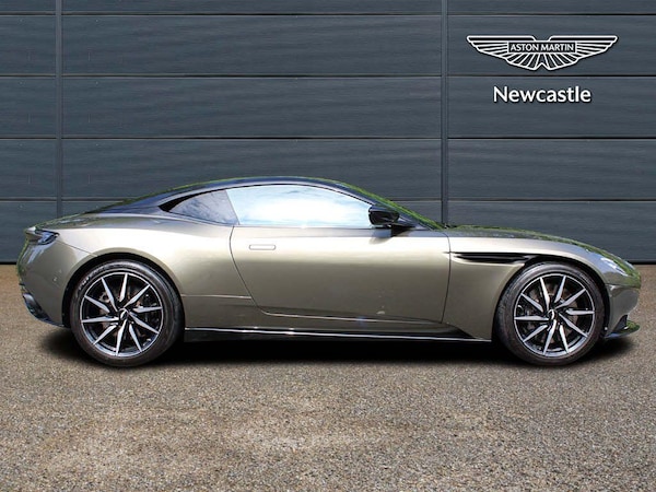 Used Aston Martin DB11 2022 for sale - 75589457: Photo 17