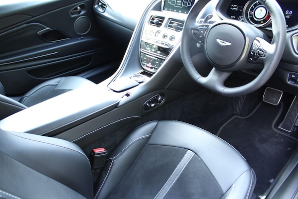 Used Aston Martin DB11 2022 for sale - 75589457: Photo 3