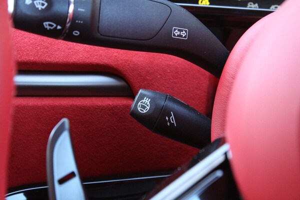 Used Aston Martin Vantage 2024 for sale - 75224489: Photo 26