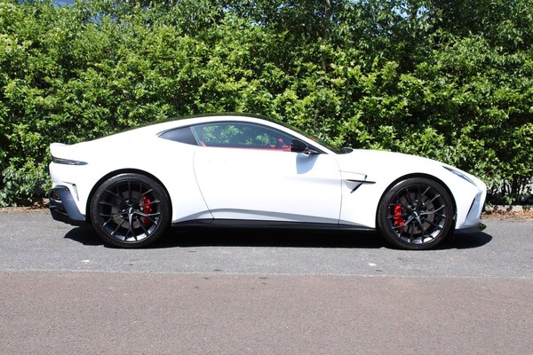 Used Aston Martin Vantage 2024 for sale - 75224489: Photo 5