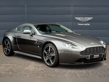 Used Aston Martin Vantage 2017 for sale - 79413100: Photo