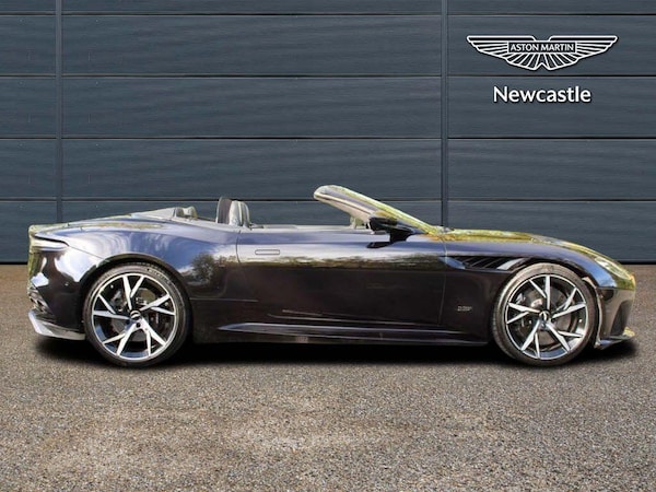 Used Aston Martin DBS 2019 for sale - 76247873: Photo 17