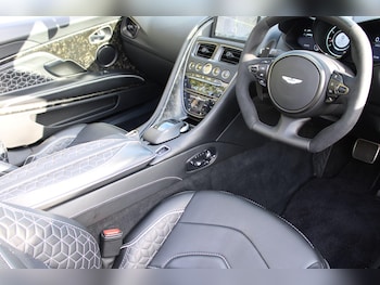 Used Aston Martin DBS 2019 for sale - 76247873: Photo