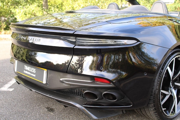 Used Aston Martin DBS 2019 for sale - 76247873: Photo 8