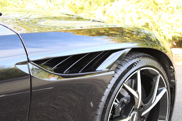 Used Aston Martin DBS 2019 for sale - 76247873: Photo 9