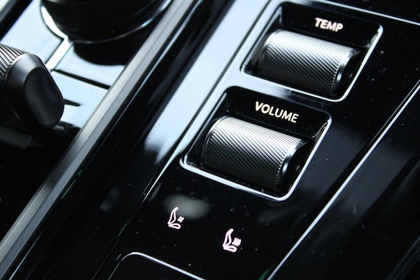 Used Aston Martin Vantage 2024 for sale - 73371061: Photo 14