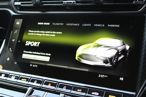 Used Aston Martin Vantage 2024 for sale - 73371061: Photo 22