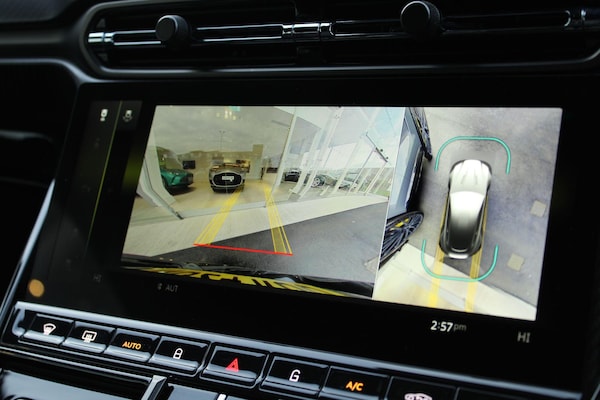 Used Aston Martin Vantage 2024 for sale - 73371061: Photo 24