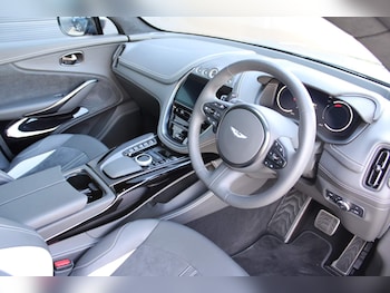 Used Aston Martin DBX 2024 for sale - 76440554: Photo