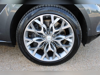 Used Aston Martin DBX 2024 for sale - 76440554: Photo