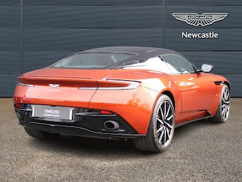Used Aston Martin DB11 2018 for sale - 76592657: Photo