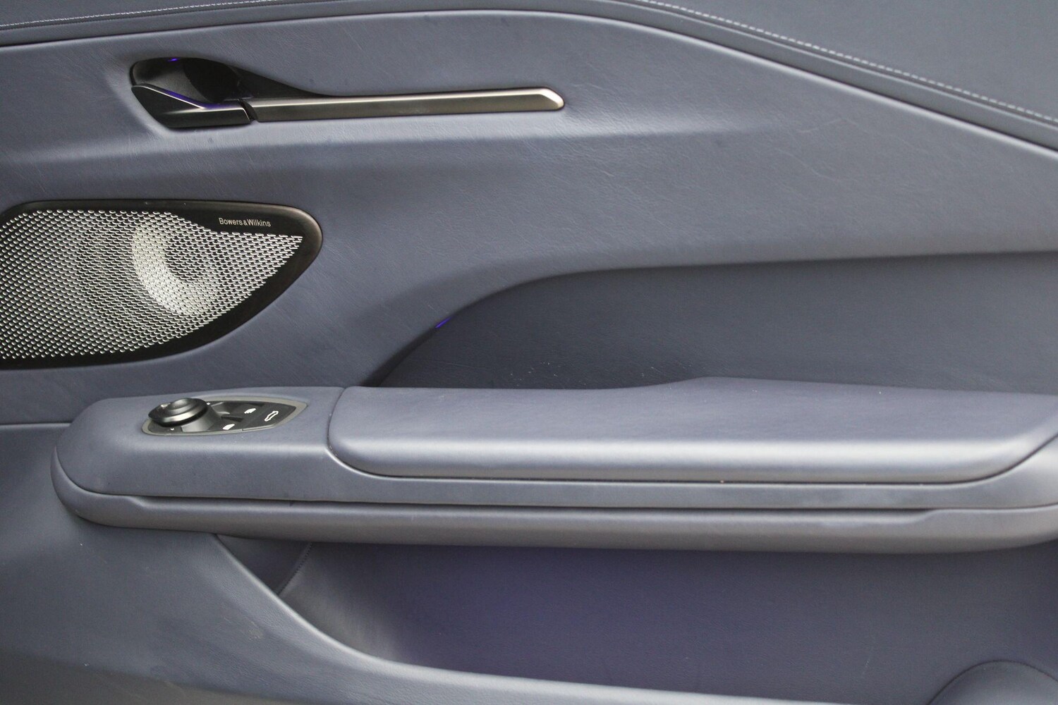 Used Aston Martin Vantage 2025 for sale - 77412341: Photo 22