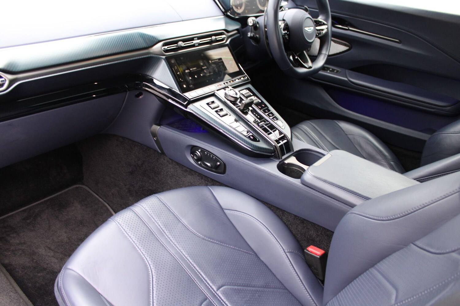 Used Aston Martin Vantage 2025 for sale - 77412341: Photo 29