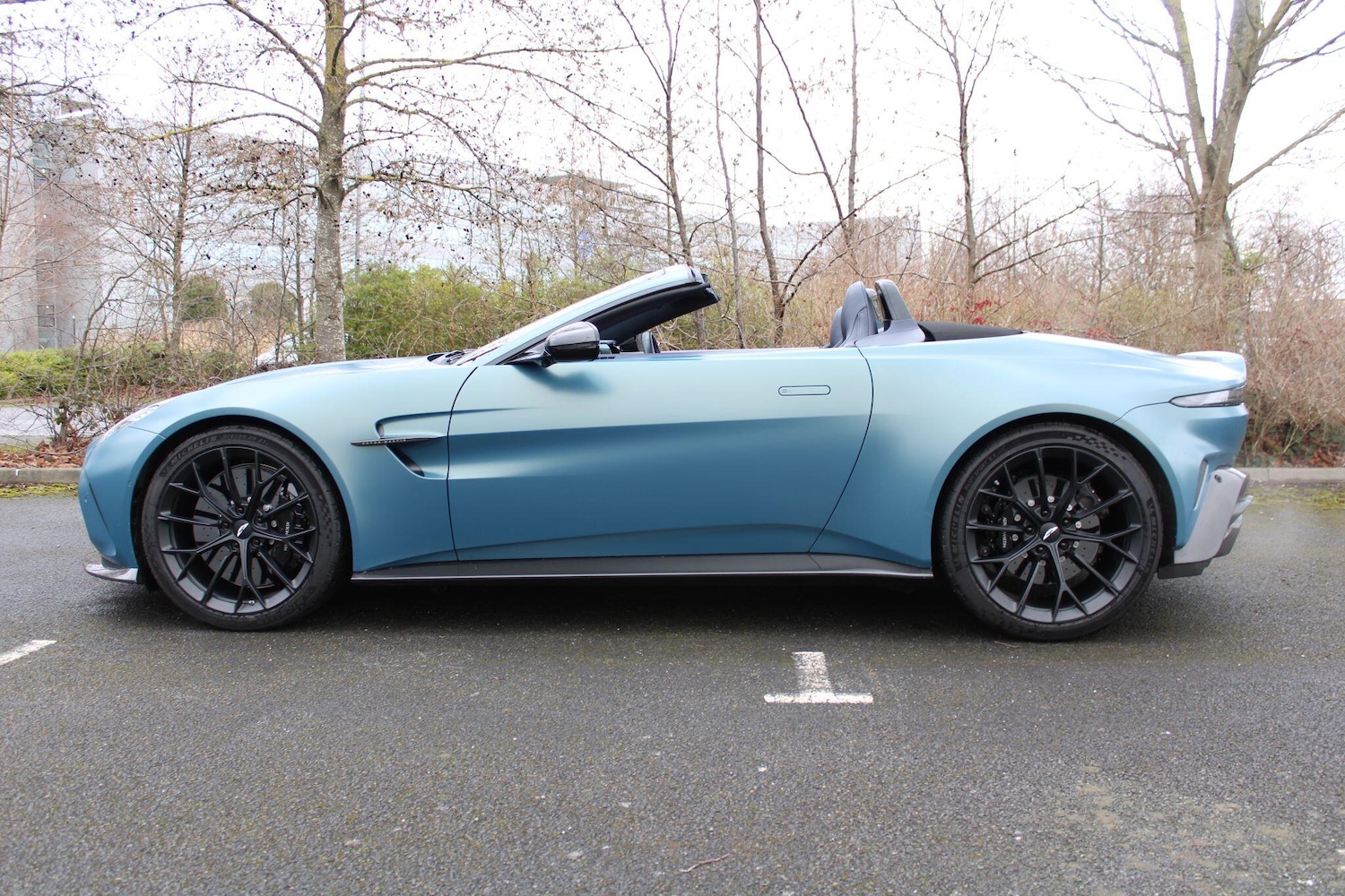 Used Aston Martin Vantage 2025 for sale - 77412341: Photo 8