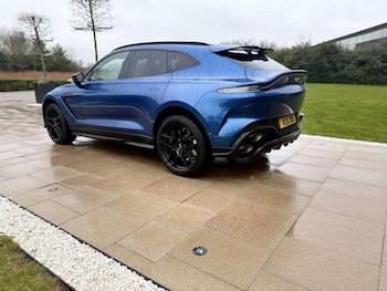 Used Aston Martin DBX 2025 for sale - 79521334: Photo