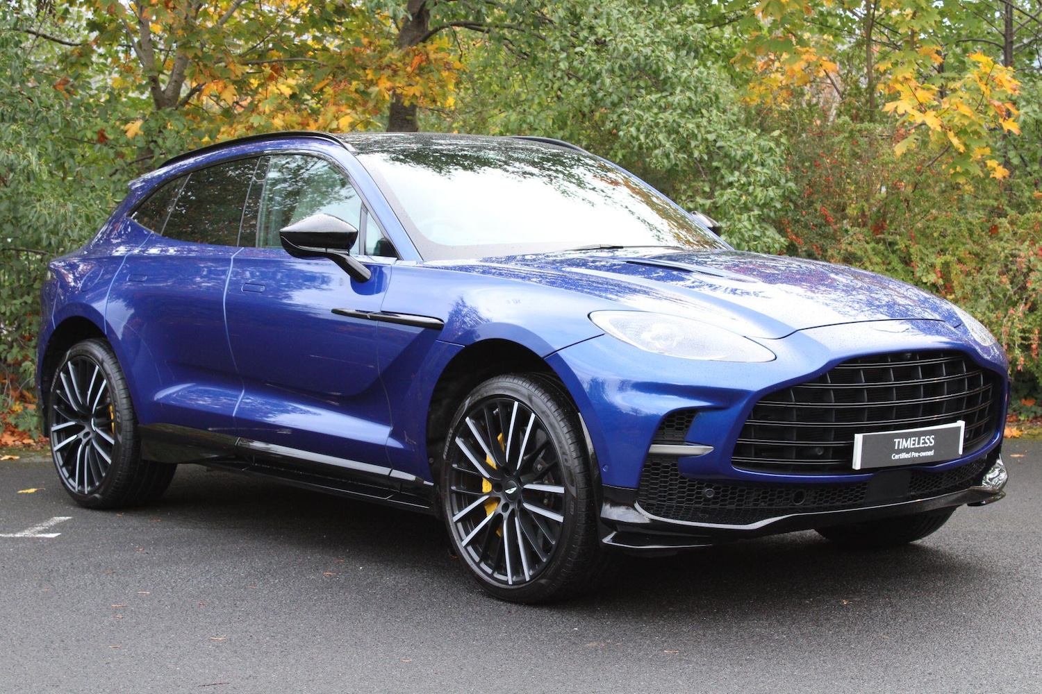 Used Aston Martin DBX for sale - 76336577: Photo 1