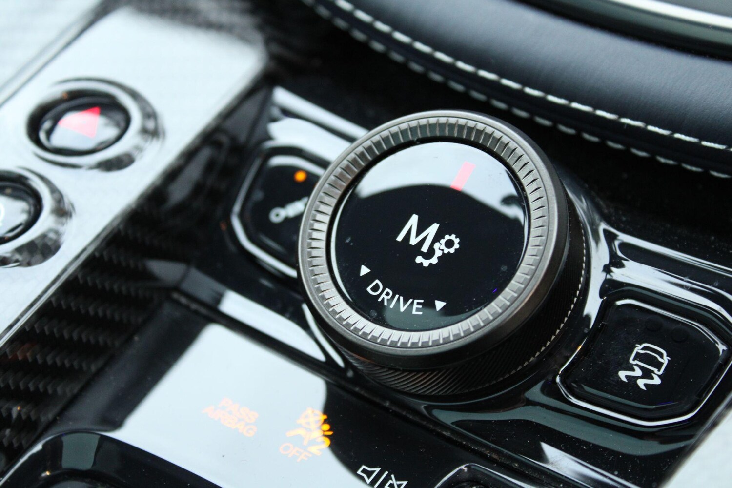 Used Aston Martin DBX for sale - 76336577: Photo 26