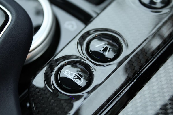 Used Aston Martin DBX for sale - 76336577: Photo 28