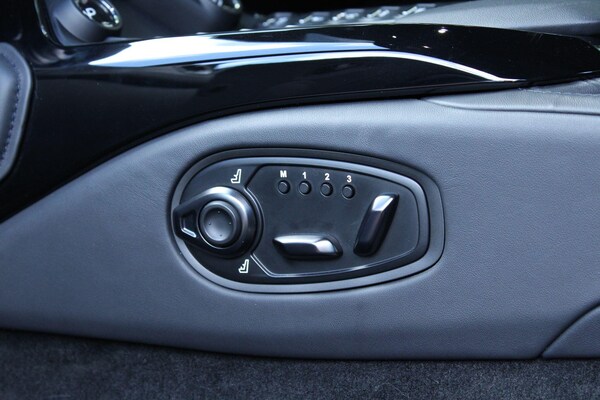 Used Aston Martin Vantage 2023 for sale - 75477707: Photo 35