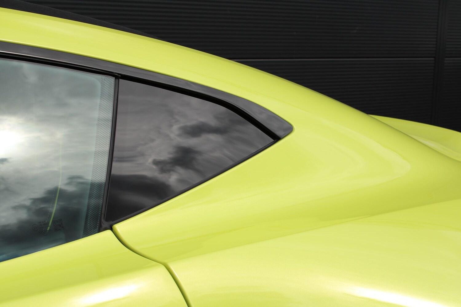 Used Aston Martin Vantage for sale - 78086363: Photo 24