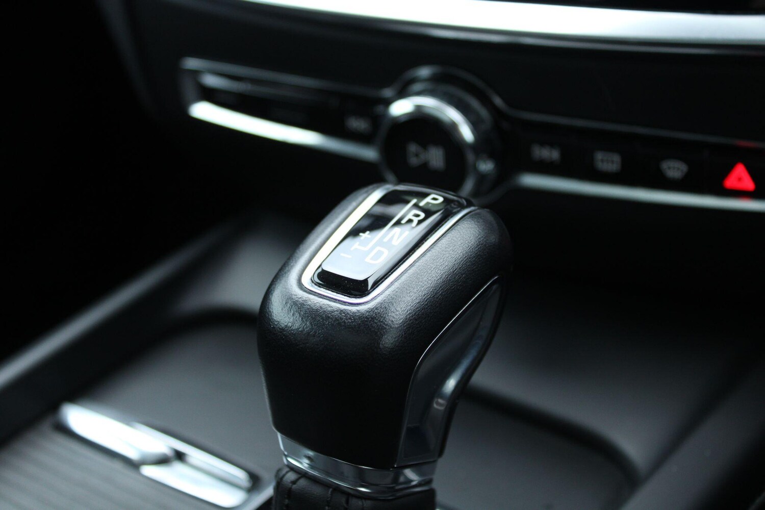 Used Volvo V60 2021 for sale - 77510392: Photo 12