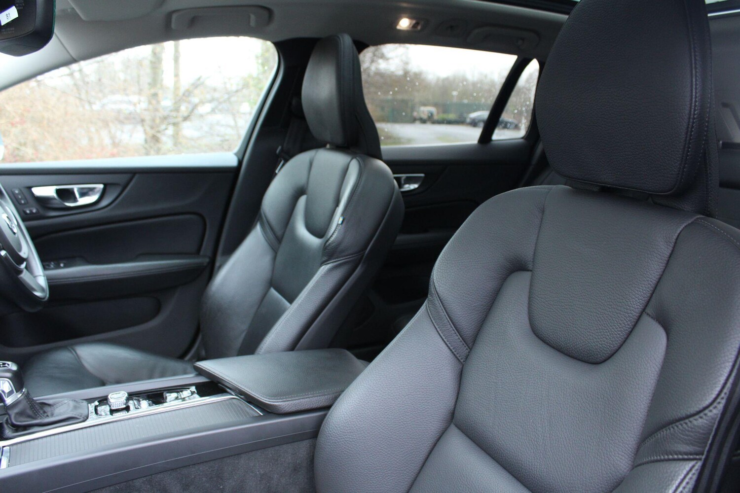 Used Volvo V60 2021 for sale - 77510392: Photo 25