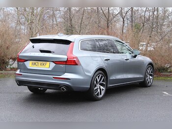Used Volvo V60 2021 for sale - 77510392: Photo