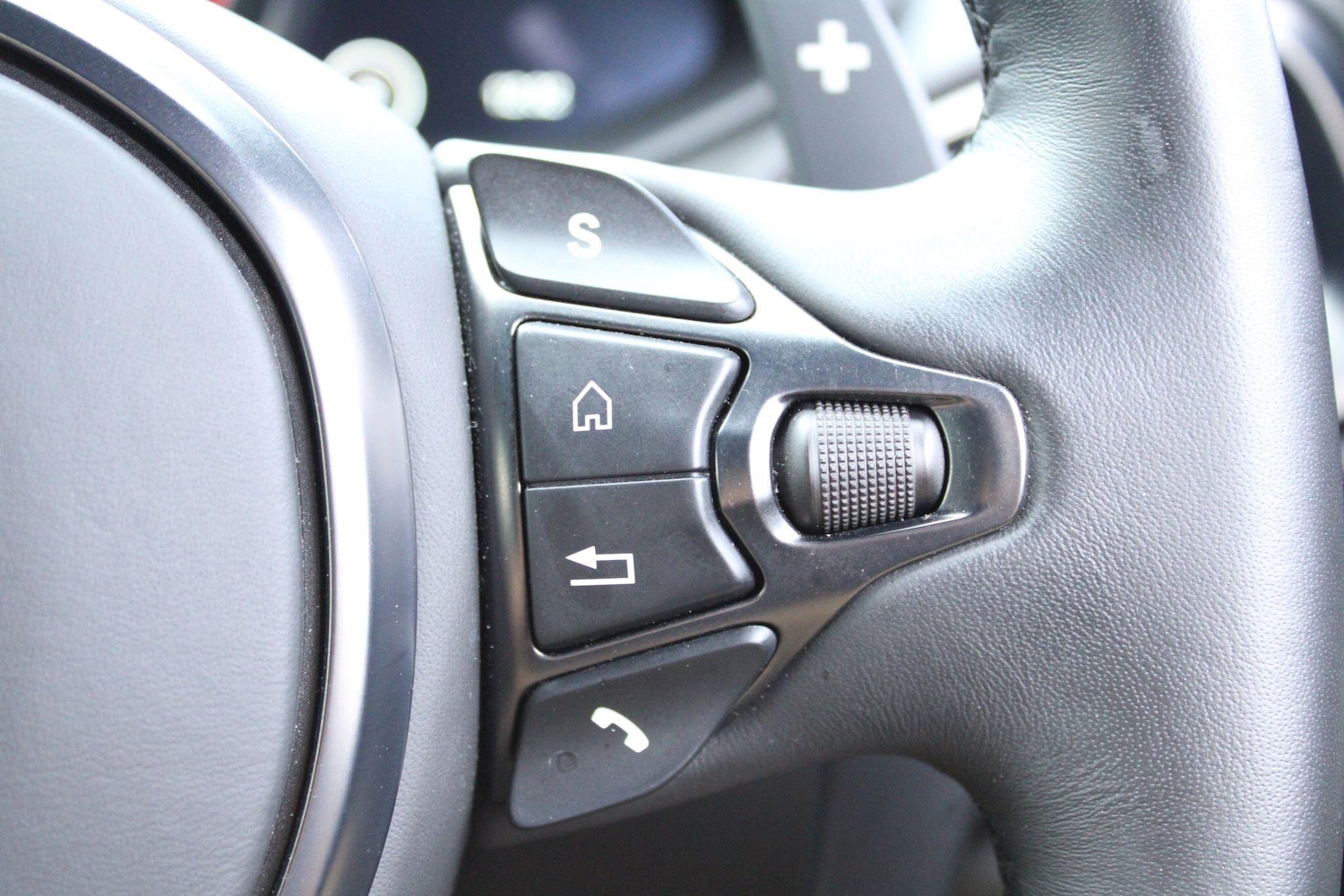 Used Aston Martin Vantage 2019 for sale - 77478801: Photo 40