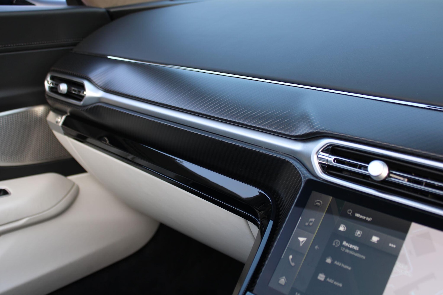 Used Aston Martin Vantage 2025 for sale - 78006697: Photo 32