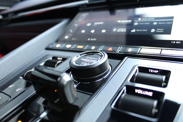 Used Aston Martin V8 2023 for sale - 74798450: Photo 28