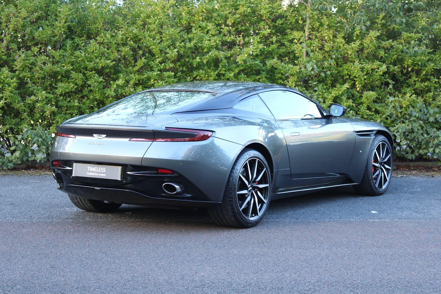 Used Aston Martin DB11 for sale - 76315050: Photo 15