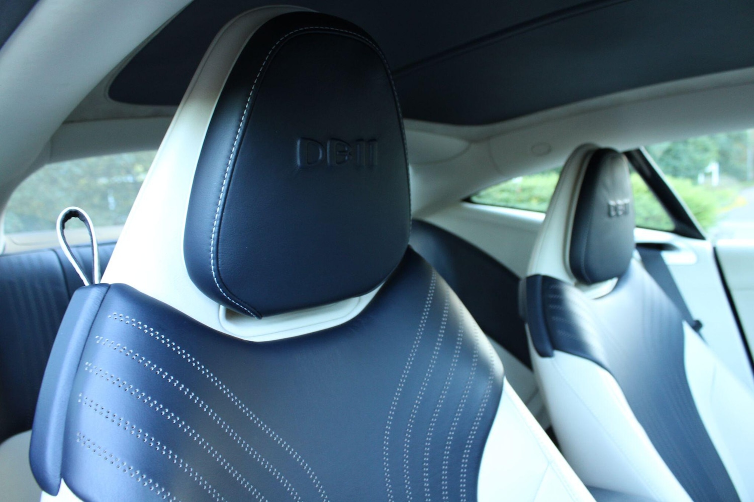 Used Aston Martin DB11 for sale - 76315050: Photo 17