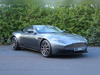 (17) - 5.2 V12 Coupe 2dr Petrol Auto Euro 6 (s/s) (608 ps)